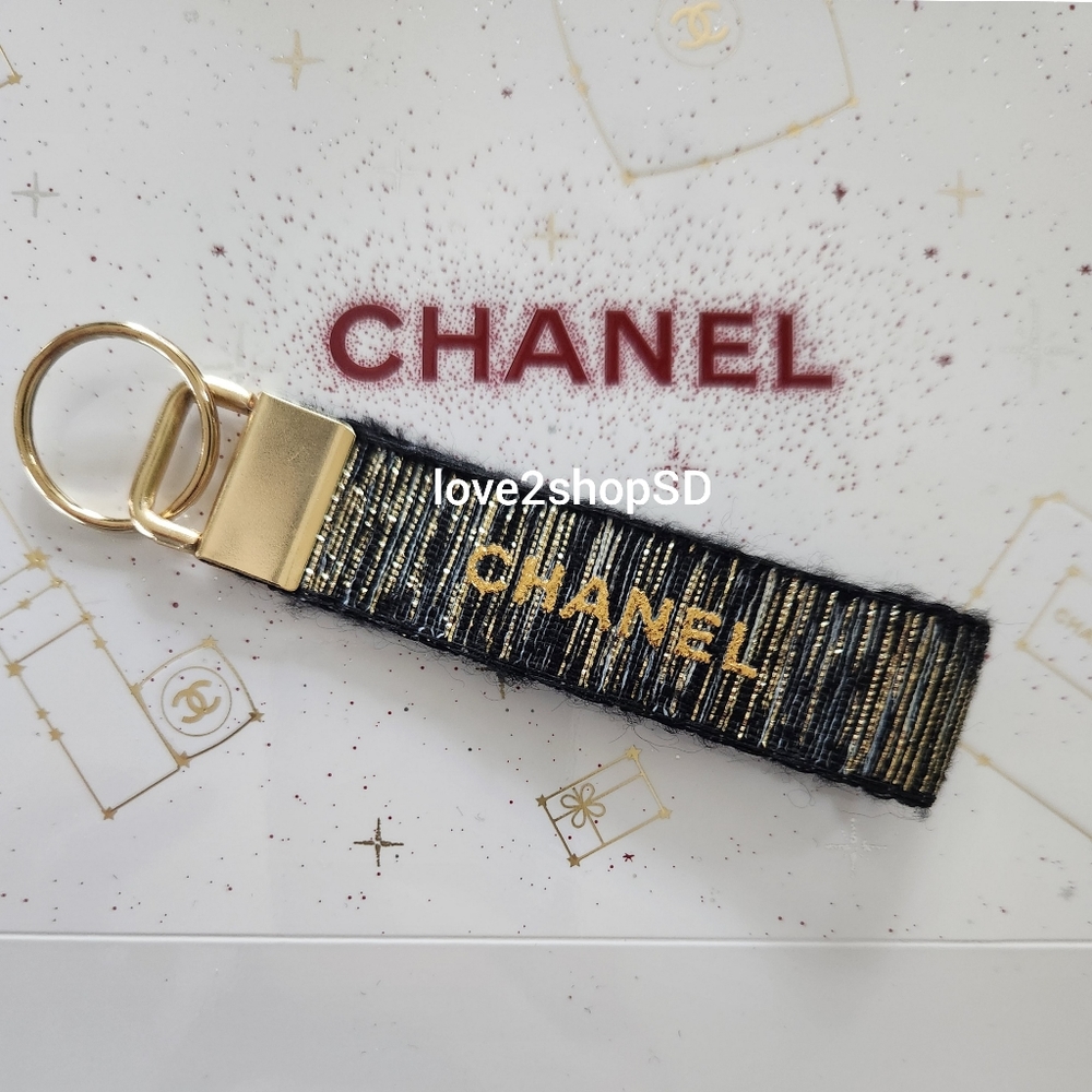 Chanel Key chain Key Ring Charm Holder Gold & Black Keychain BRAND NEW - Picture 4 of 4